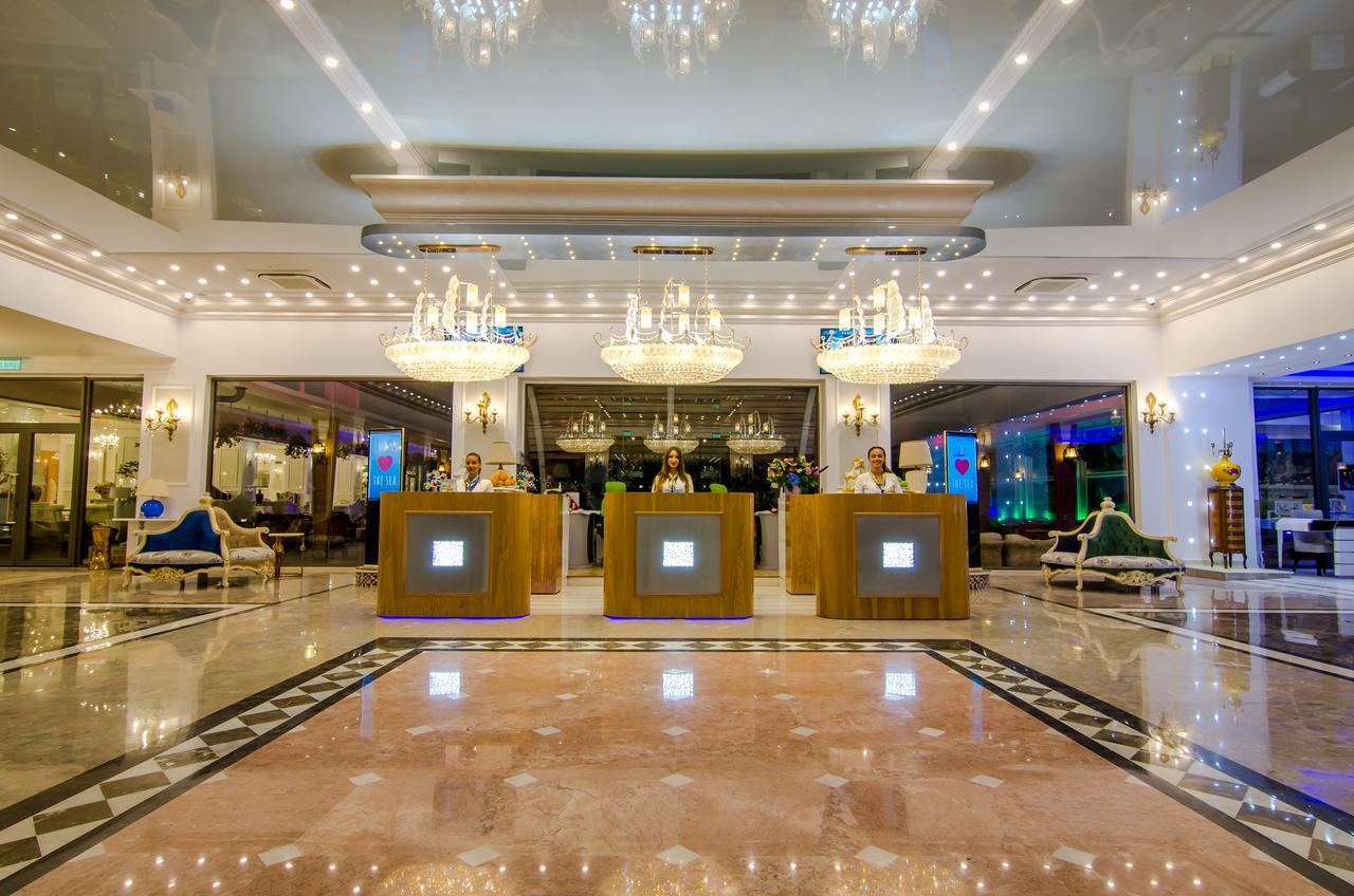 Phoenicia Royal Hotel Năvodari Екстериор снимка