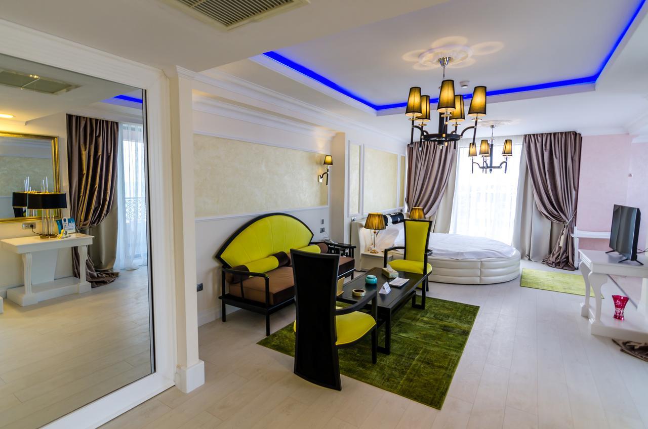 Phoenicia Royal Hotel Năvodari Екстериор снимка